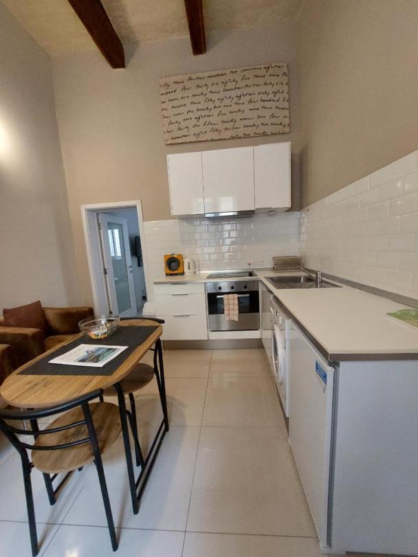 Central & Cozy - 1 Bedroom Apartment Valletta Exterior foto
